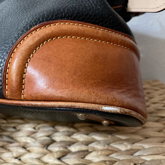 Dooney & Bourke leather tote/shoulder bag - Picture 6 of 12